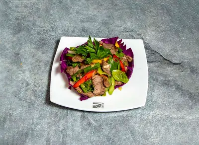 Beef with Green Curry Sauce